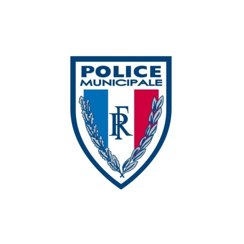 https://www.lestaillades.fr/wp-content/uploads/2022/04/Police.jpg