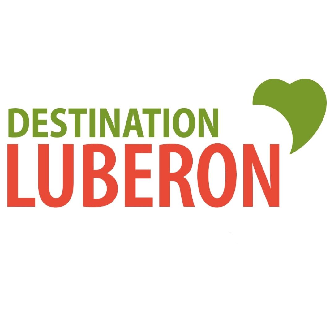 https://www.lestaillades.fr/wp-content/uploads/2023/10/DestinationLuberon-logo.jpg